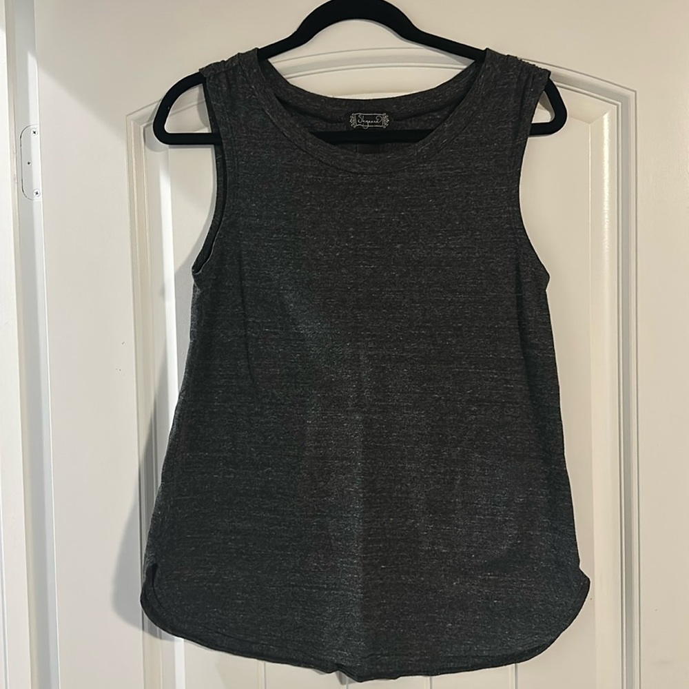 Grey tank top